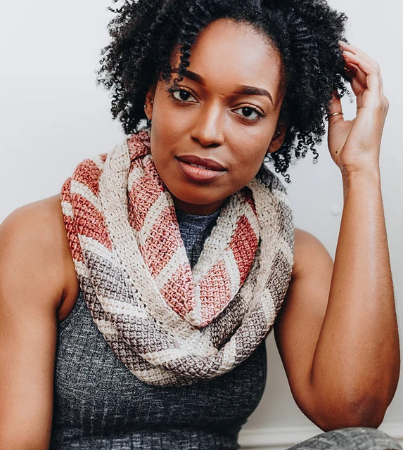 The Tunisian Crochet Handbook: A Beginner's Guide by Toni Lipsey