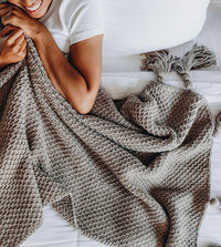 The Tunisian Crochet Handbook: A Beginner's Guide by Toni Lipsey