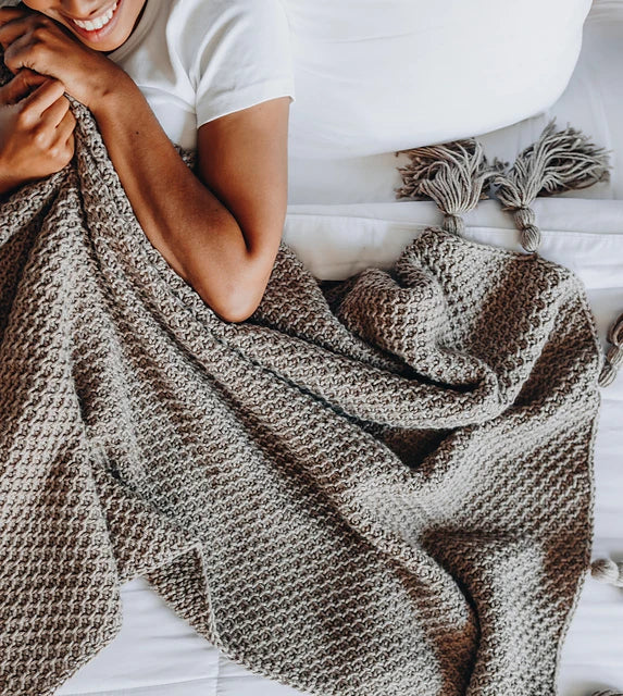 The Tunisian Crochet Handbook: A Beginner's Guide by Toni Lipsey