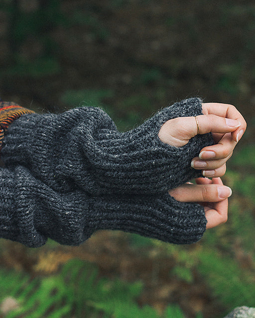 Hale Mitts by Peace Fleece