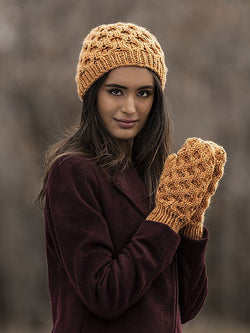 Huntington Hat & Mitts by Bobbi IntVeld