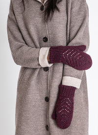 Jamesville Mitts by Claudia Barbo