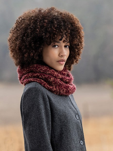 Spangle Cowl by Bobbi IntVeld