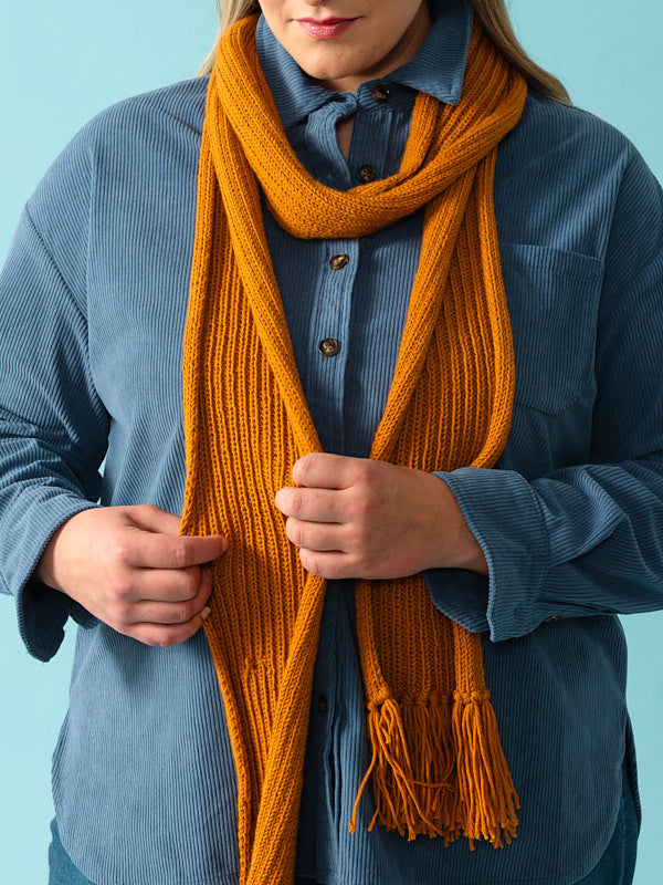 Petunia Scarf and Hat by Mel Kennelly