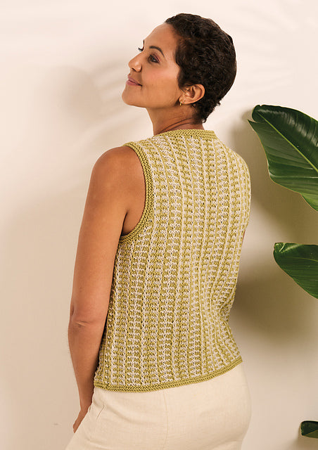 Robin by Lisa Richardson