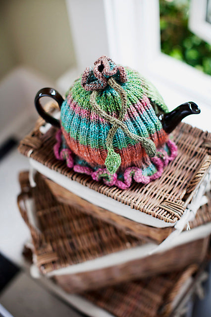 Ribbed & Ruffled Tea Cozies by Churchmouse Yarns and Teas