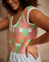 10749 Staycation Top by Sirdar