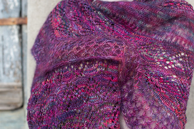 Chevron Delight Shawl by Lora Marin