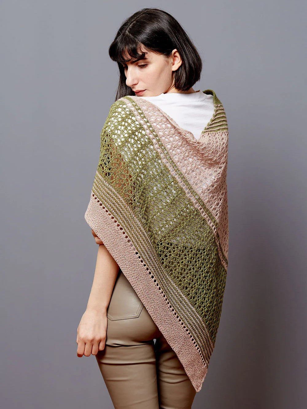 Umut Shawl by Serpil Aydinay