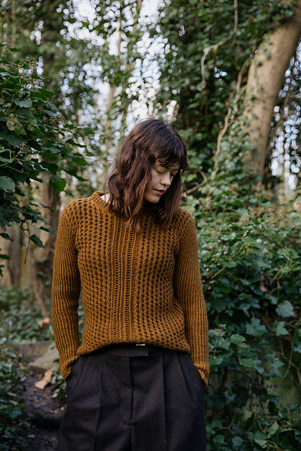 Laine Field Notes: 20 Textured Knits for Everyday Beauty by Olga Putano
