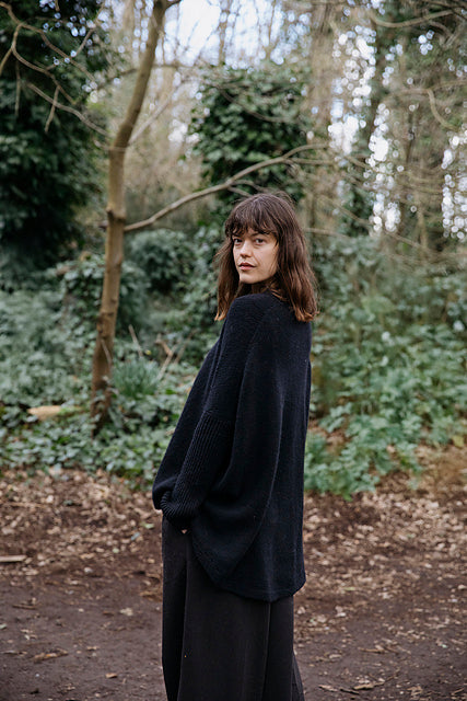 Laine Field Notes: 20 Textured Knits for Everyday Beauty by Olga Putano