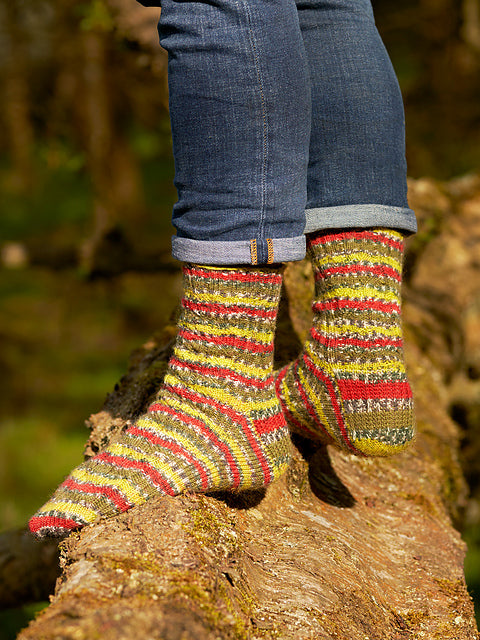 Green Woodpecker Mock Cable Socks by Winwick Mum