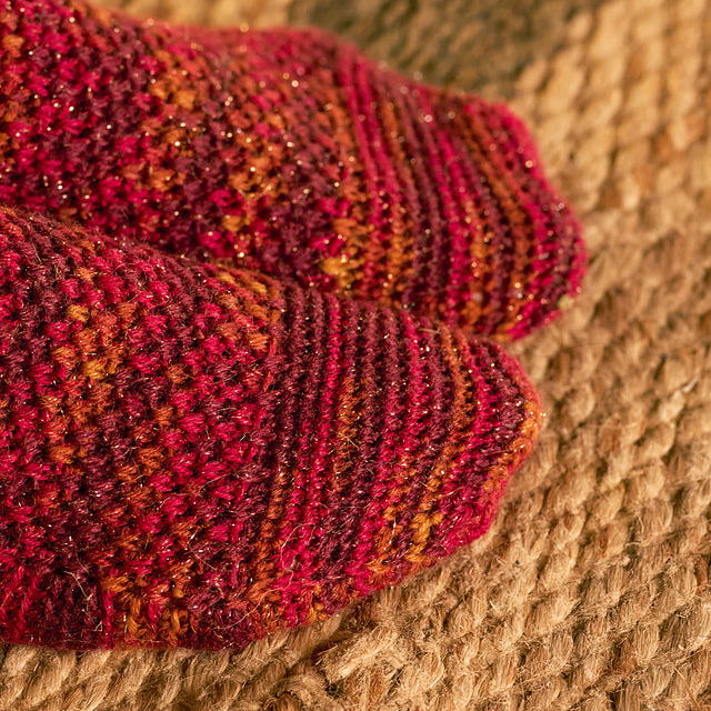 Cinnamon Socks by Anna Nikipirowicz