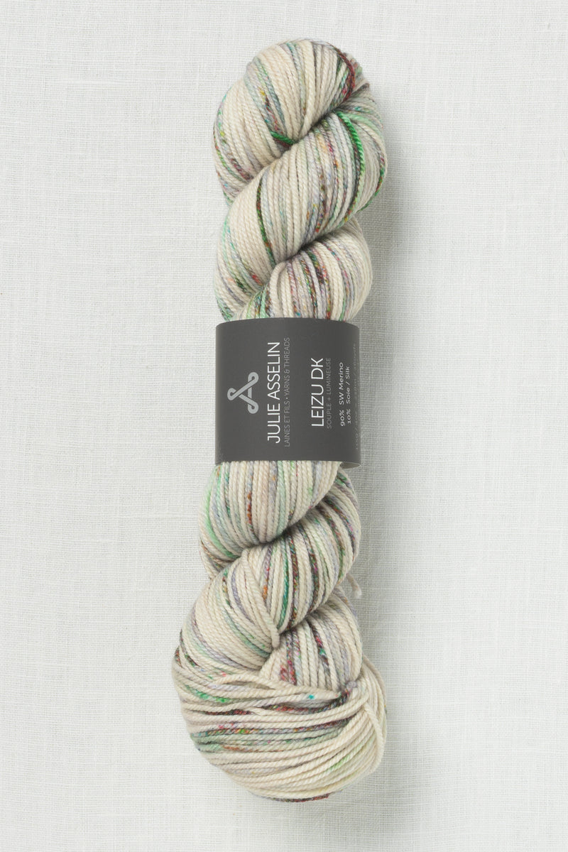 Julie Asselin Leizu Fingering Coquette