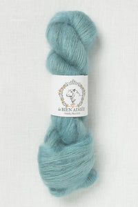 La Bien Aimee Soyeux Hegelia