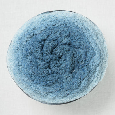 Bernat Blanket Extra Thick Perfect Phasing Ocean Teal