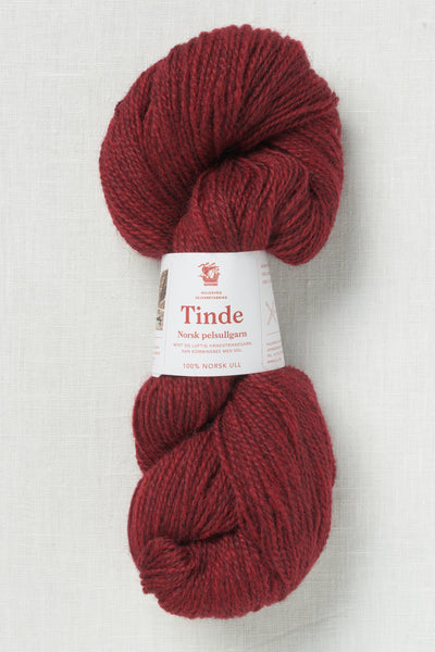 Hillesvåg Tinde 2104 Burgundy