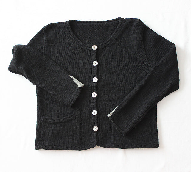 Åsa Tricosa Ziggurats: 16 Elegantly Seamless Knits