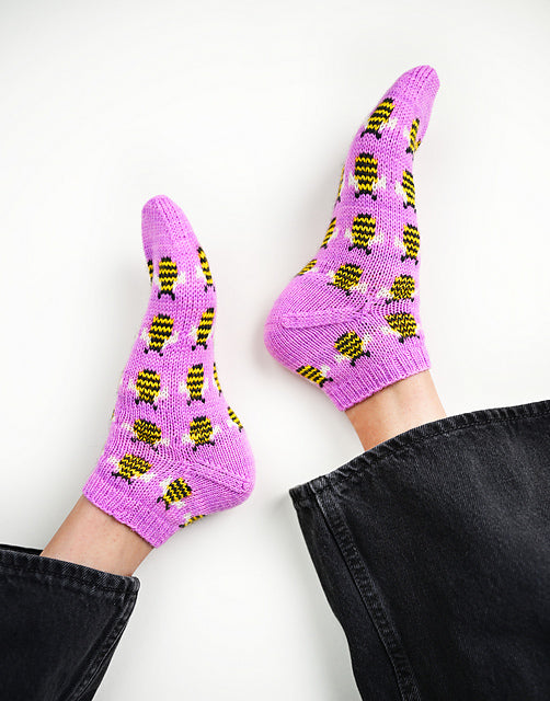 The Sock Obsession: Supercool Socks to Knit and Show Off by Summer Lee