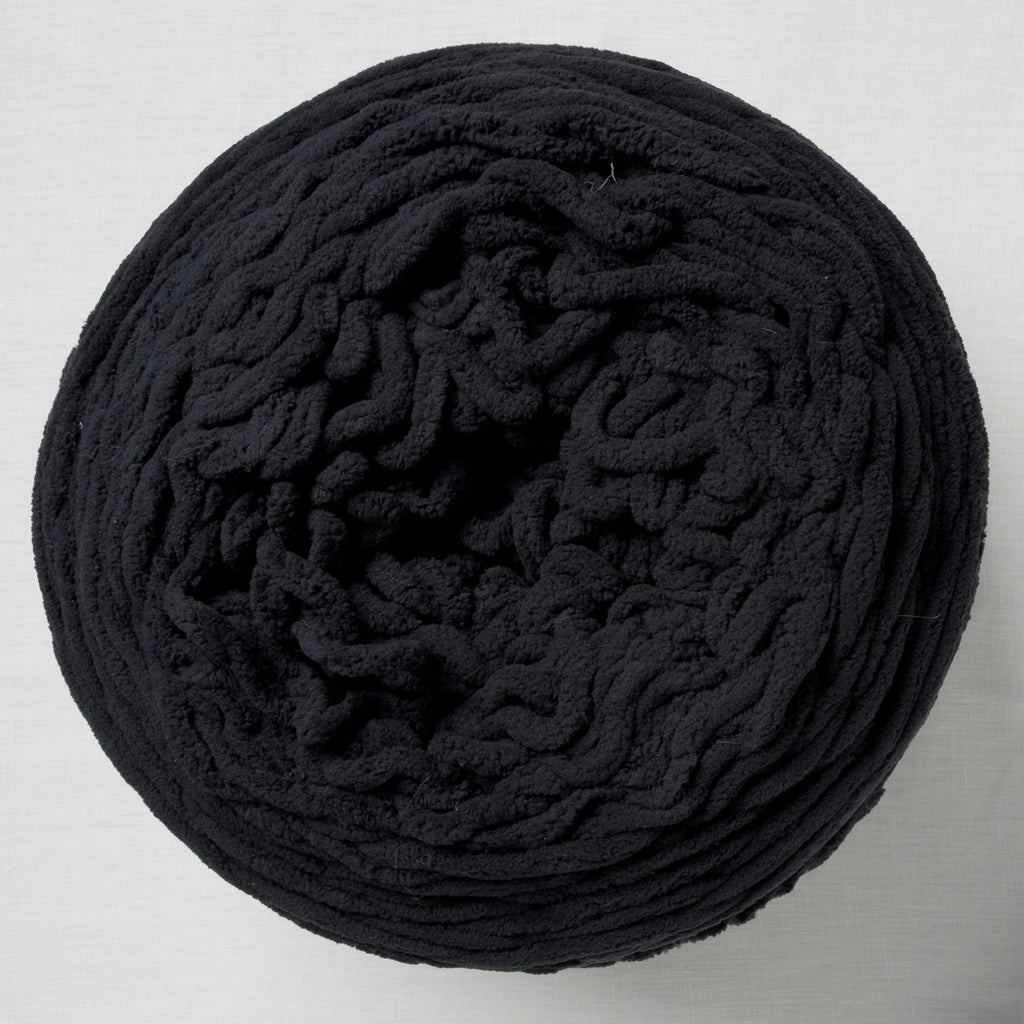 Lion Brand Cover Story 155G Obsidian
