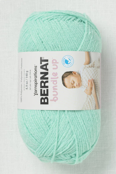 Bernat Bundle Up Green Mist (Limited Edition)