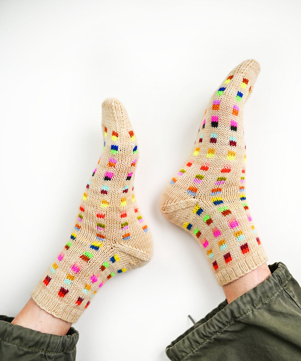 The Sock Obsession: Supercool Socks to Knit and Show Off by Summer Lee