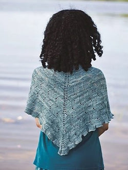 Corriente Shawl by Tori Gurbisz
