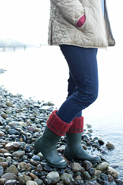 Cozy Boot Cuffs by Churchmouse Yarns and Teas