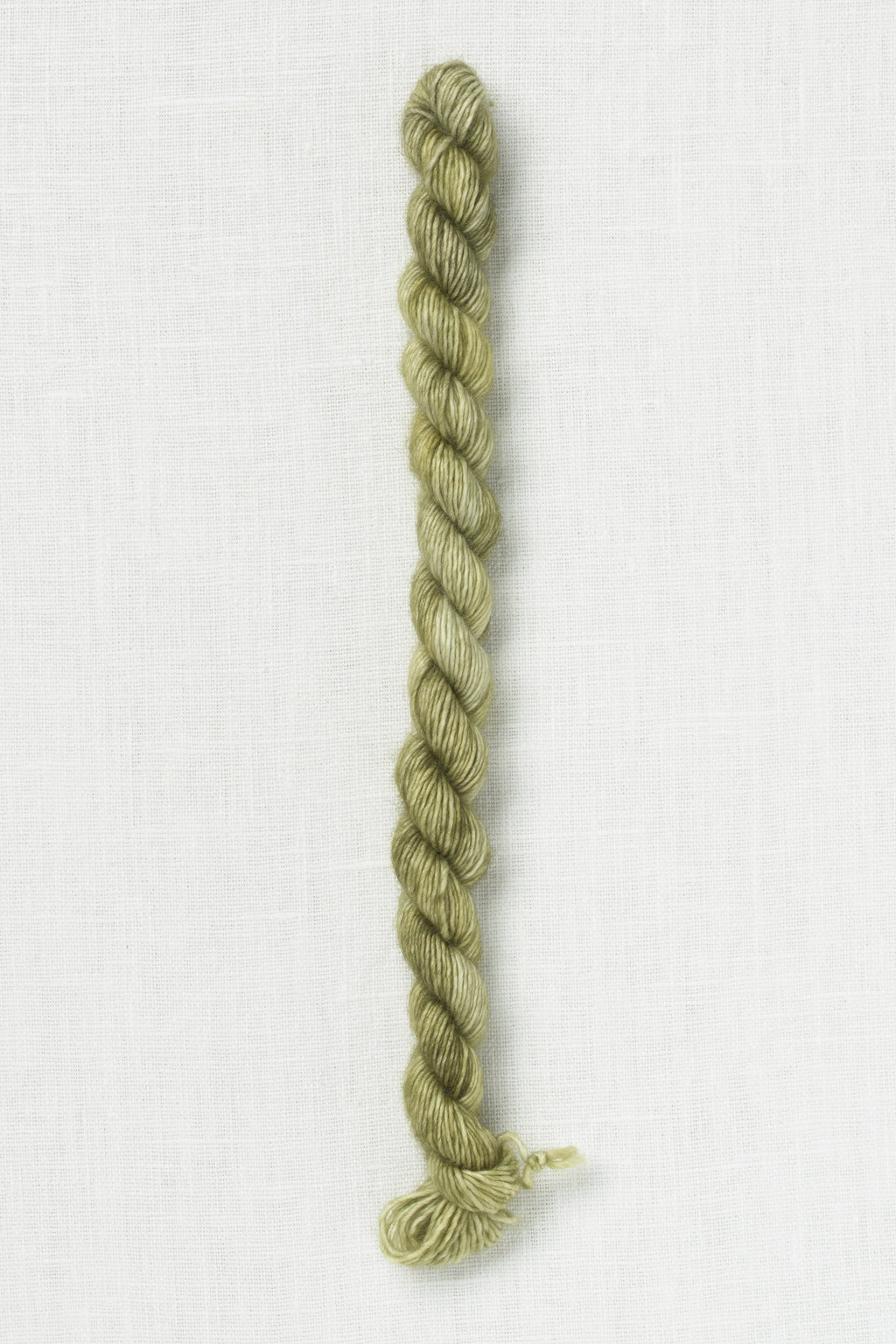 Madelinetosh Unicorn Tails Venti Dragon Mocha / Solid