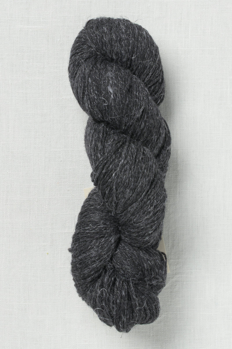 Urth Yarns Trill Raven