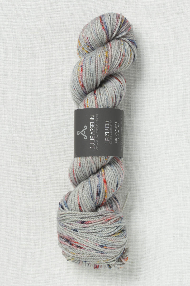 Julie Asselin Leizu Fingering Keep Me