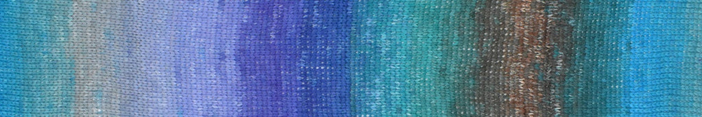 Juniper Moon Farm Iridescence 607 Capri swatch