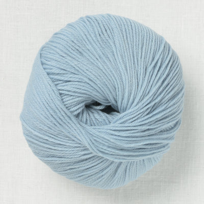Universal Yarn Deluxe Worsted Superwash 732 Icy Grey