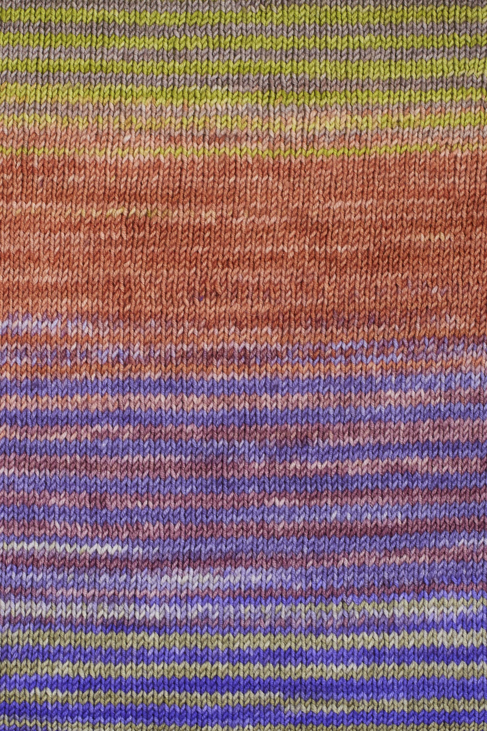 Urth Yarns Uneek DK 6035 swatch