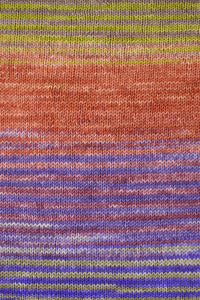 Urth Yarns Uneek DK 6035 swatch