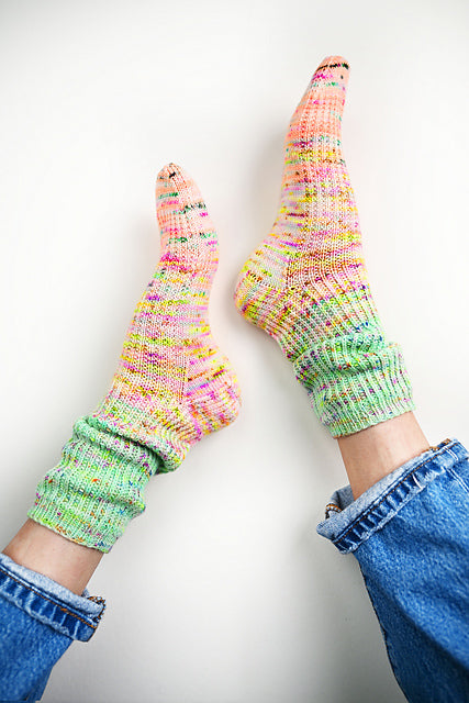 The Sock Obsession: Supercool Socks to Knit and Show Off by Summer Lee