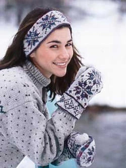 Fair Isle Ski Band and Mitts (Mittens) by Patons