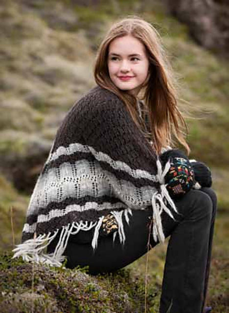 Icelandic Handknits by Hélène Magnússon – Wool and Company
