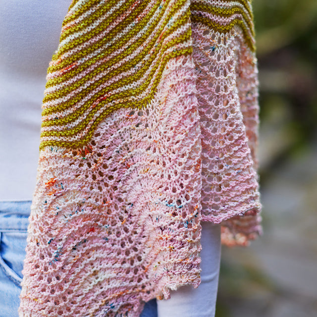 Taffy Waves by Beata Jezek