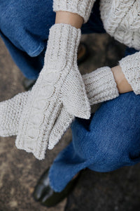 Laine Knit Pop by Miki Teragaki