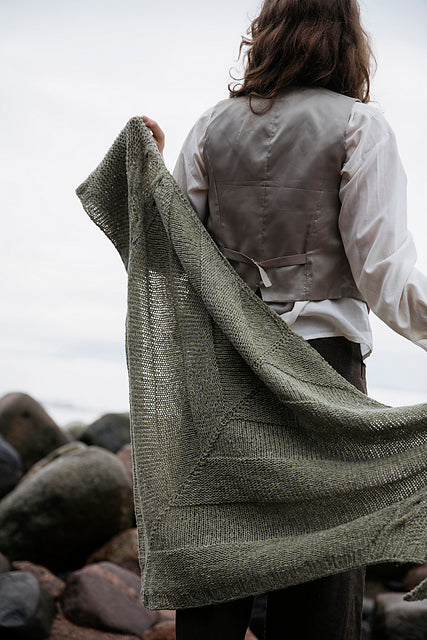 Laine Soothing Stitches Knits for a Quiet Mind by Paulina Kuunsola