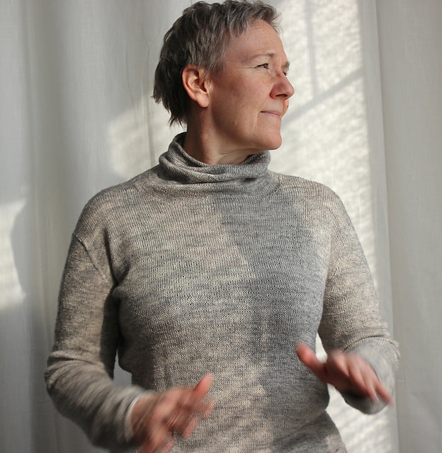 Åsa Tricosa Ziggurats: 16 Elegantly Seamless Knits