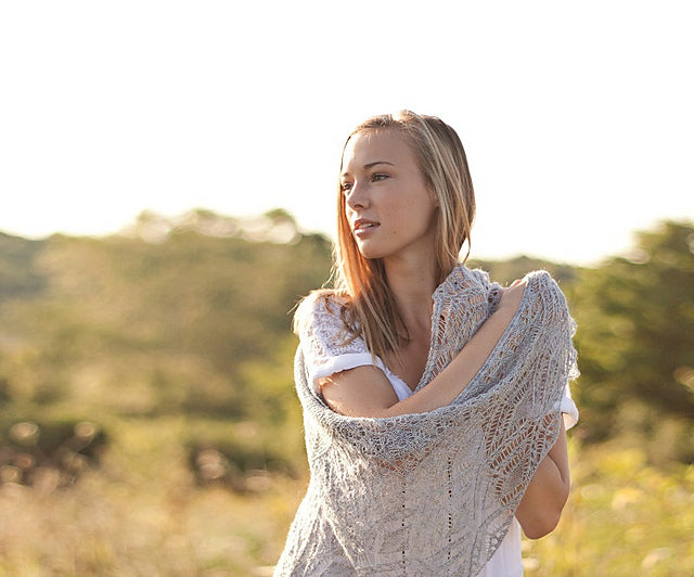 Viento Shawl by Kitman Figueroa