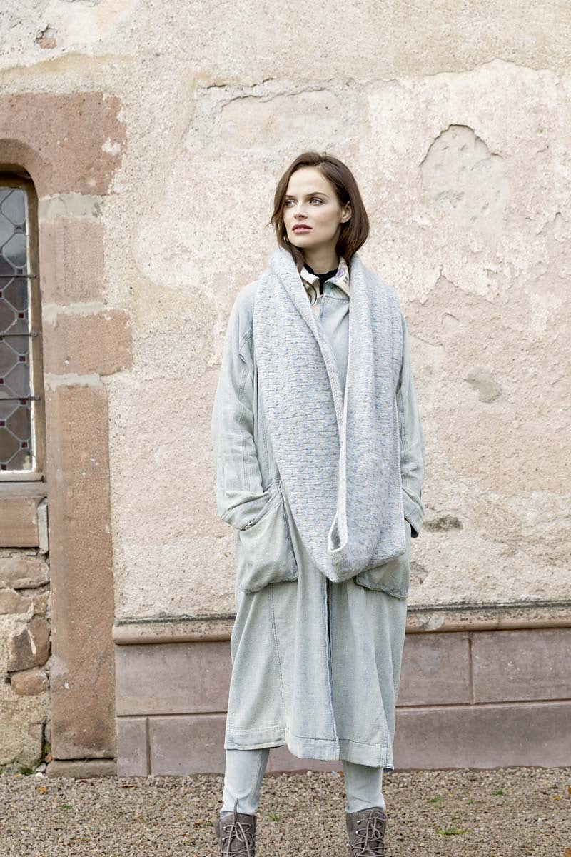 244-29 Lang Yarns Cashmere Light