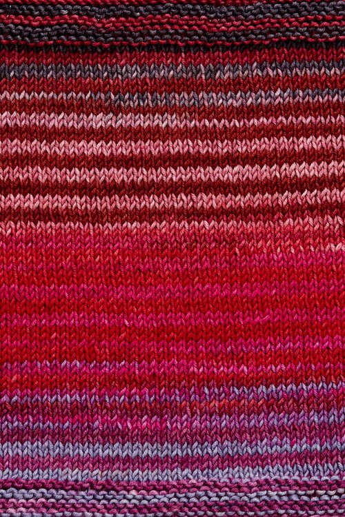 Urth Yarns Uneek Worsted 4005 swatch