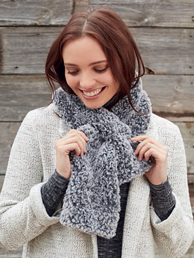 Lady's Scarf and Tippet 8206