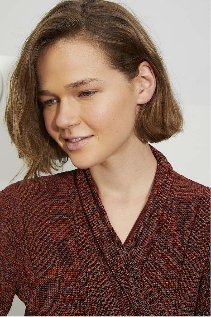 267-53 Lang Yarns Carly