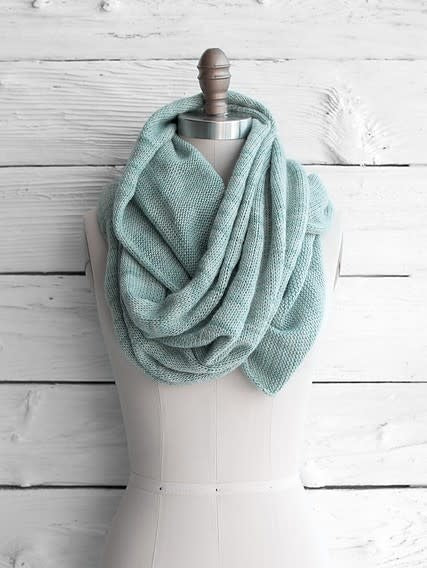 Fino Circle Scarf