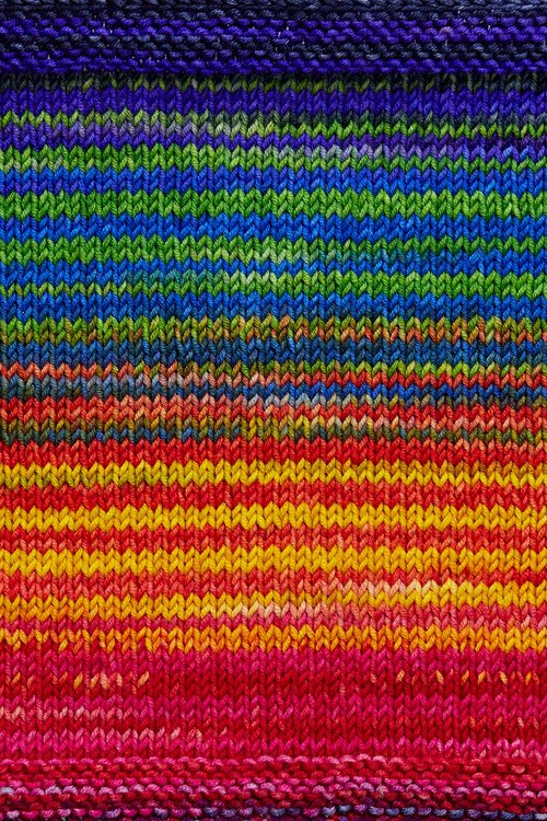 Urth Yarns Uneek Worsted 4004 swatch