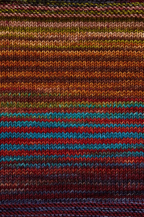 Urth Yarns Uneek Worsted 4002 swatch